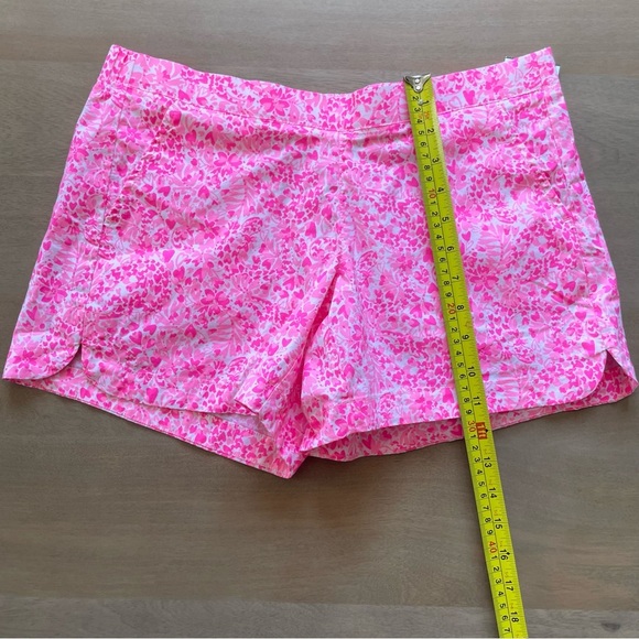Lilly Pulitzer Pink Patterned Ocean View Shorts - Picture 8 of 9
